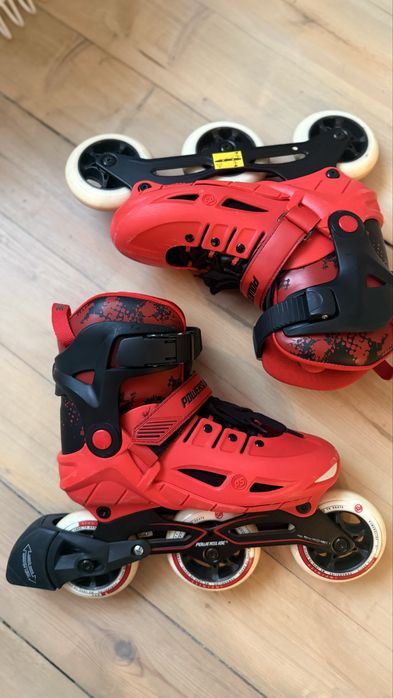 Ролери и наколенки