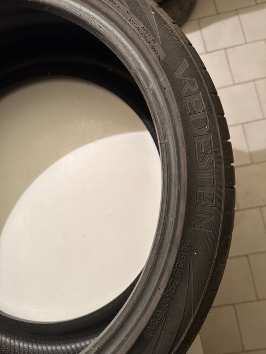 5 брЛетни гуми VREDESTEIN ULTRAC VORTI XL 245/35/19