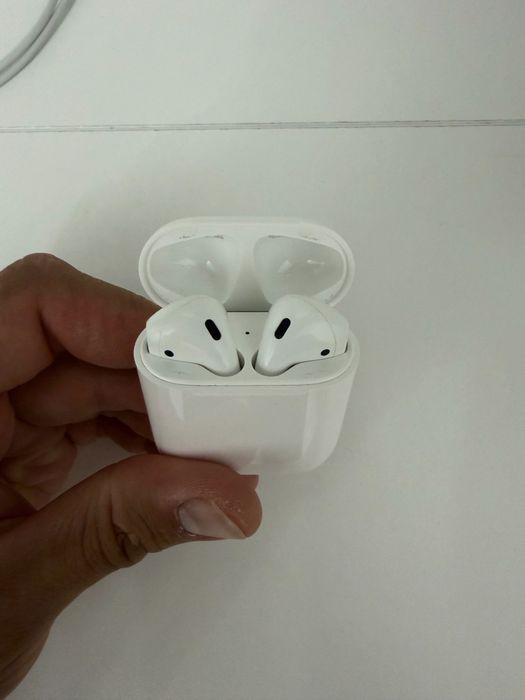 Airpods оригинал