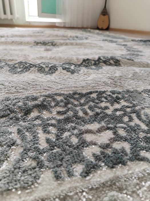 Ковер новый 2*3  шёлк