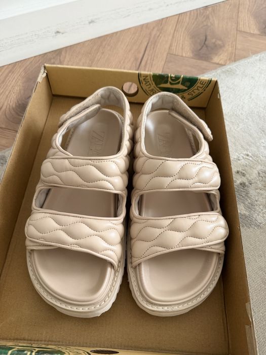 Обувь 38 размера