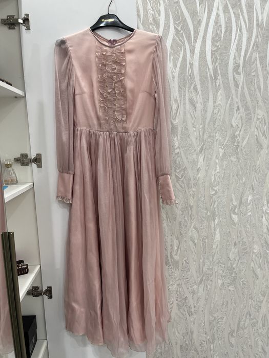 Платье розовое в пол органза