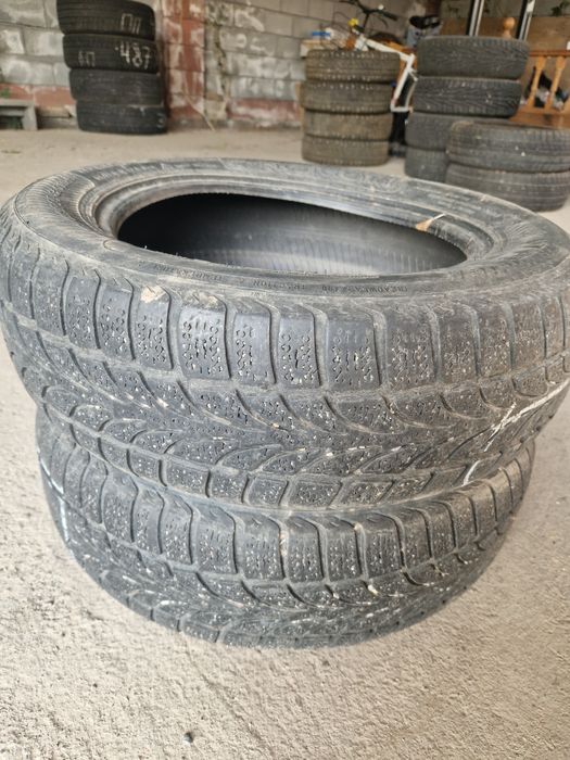 Зимние шины,  пара только,