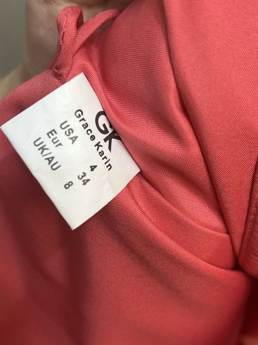 Платье розовое новое