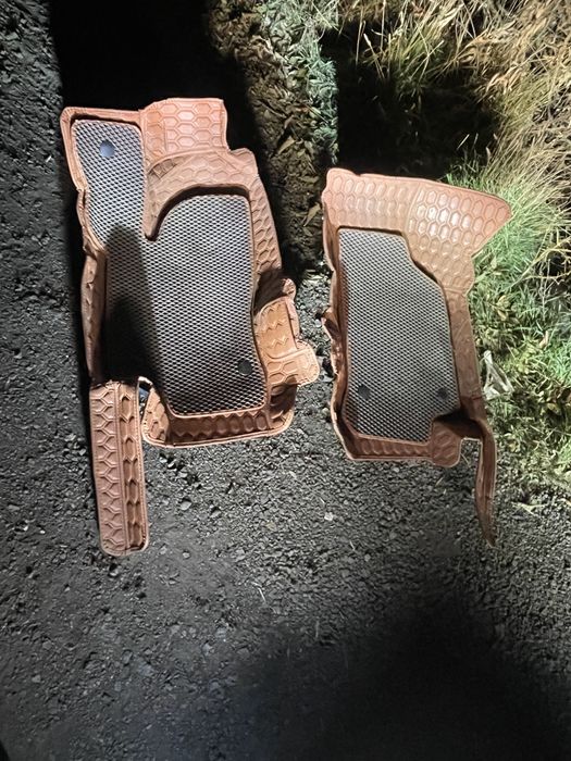 Продам 5д коврики калина или гранта