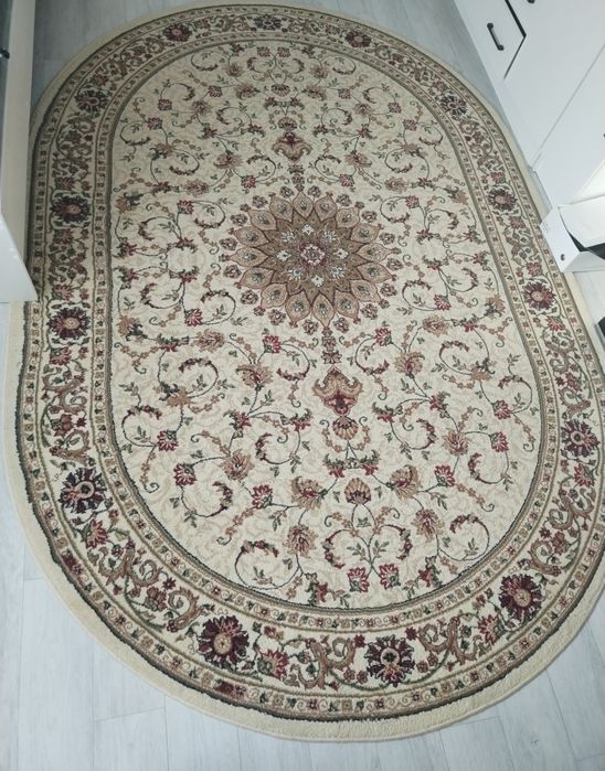 продаётся ковёр в отличном состоянии