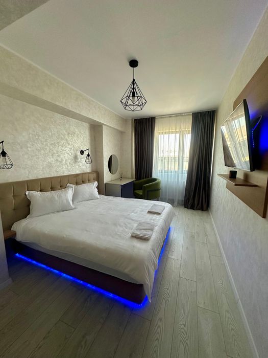 Cazare Apartament Mamaia. Vedere Lac si la Mare.