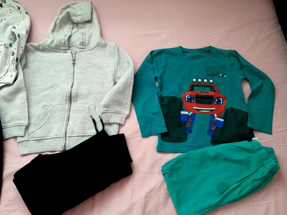 Детски комплекти,яке,пижама 104/110 размер