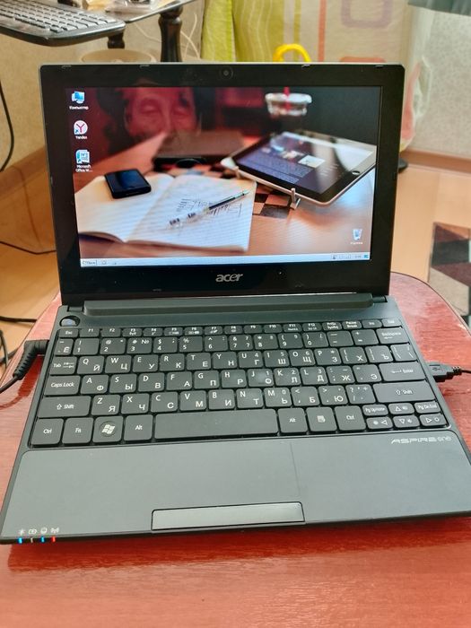 Нетбук в отличном состоянии продаю