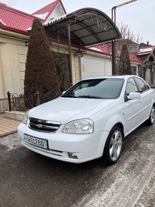 Lasetti 1.8 3pozitsiya