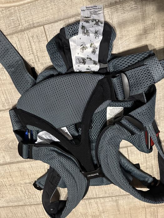 Marsupiu pentru bebelusi BabyBjorn Move anatomic 3D Mesh