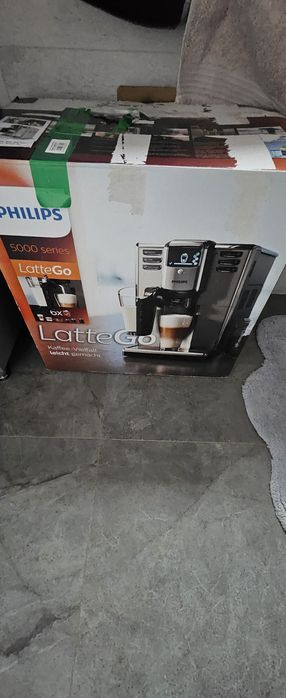 Espressor Philips LatteGo 5000 Series