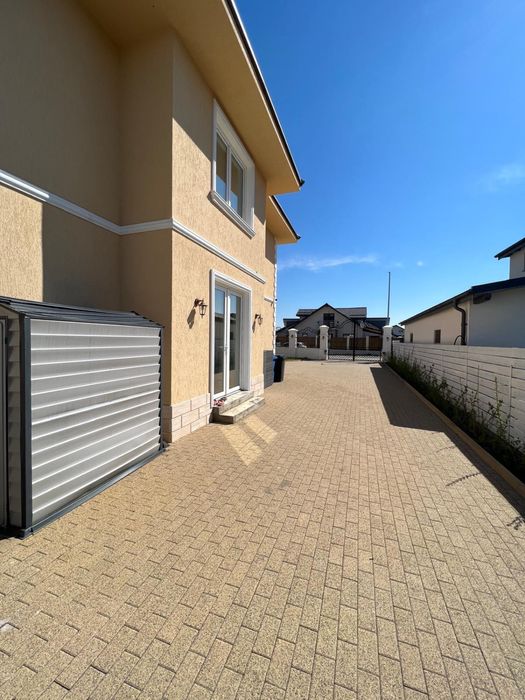 Casa de vanzare in Izvor