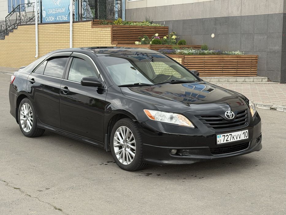 Продам Toyota Camry 40