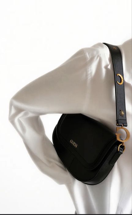 Брендовая сумка Guess