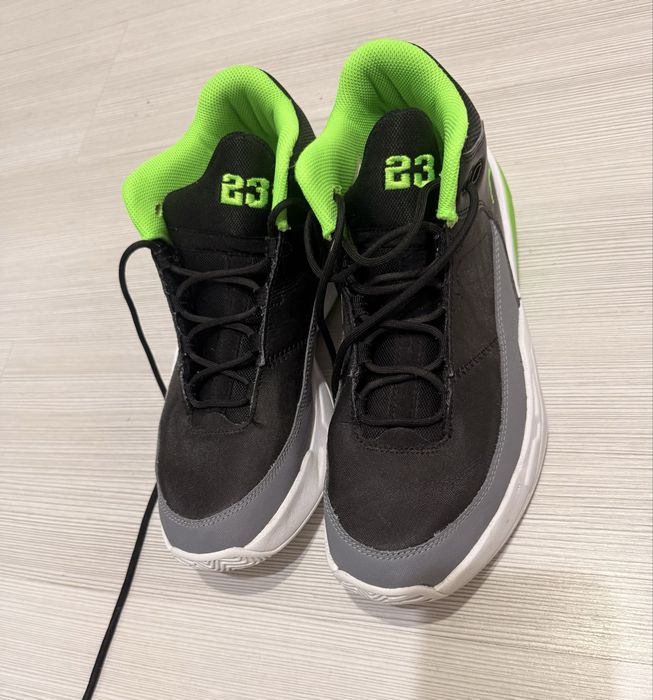 Nike Air Jordan Max Aura 3