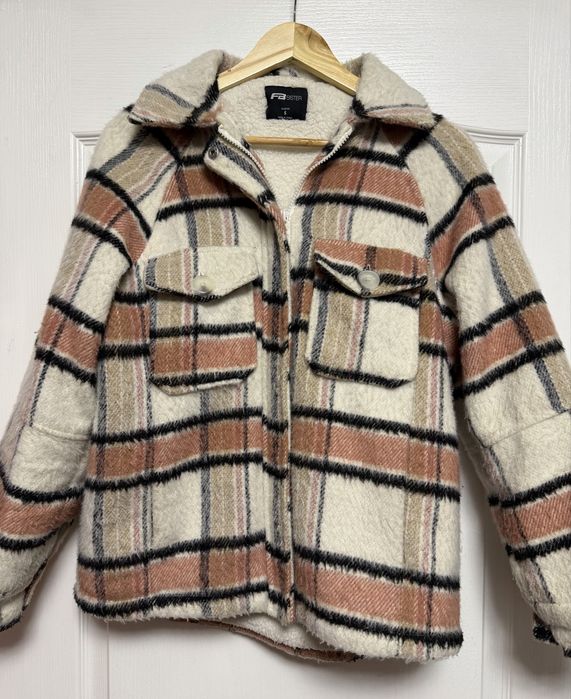 Jachetă tip cămașă