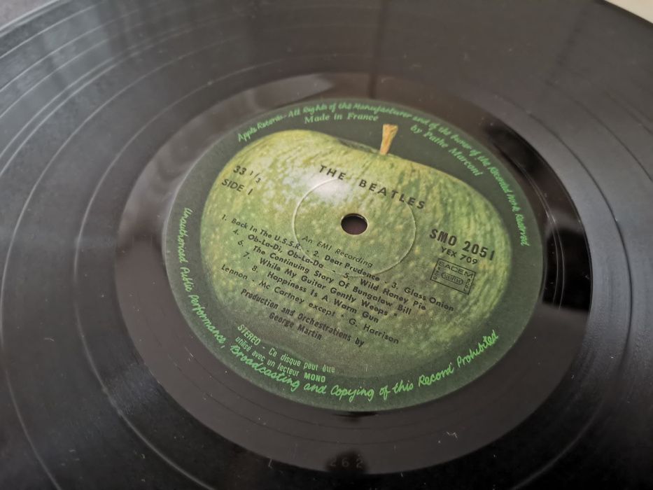 Продавам The Beatles (The White Album)+подарък