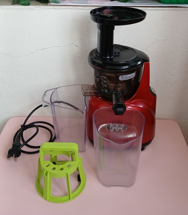 Сокоизтисквачка за плодове и зеленчуци Kuings  модел 950 SC.