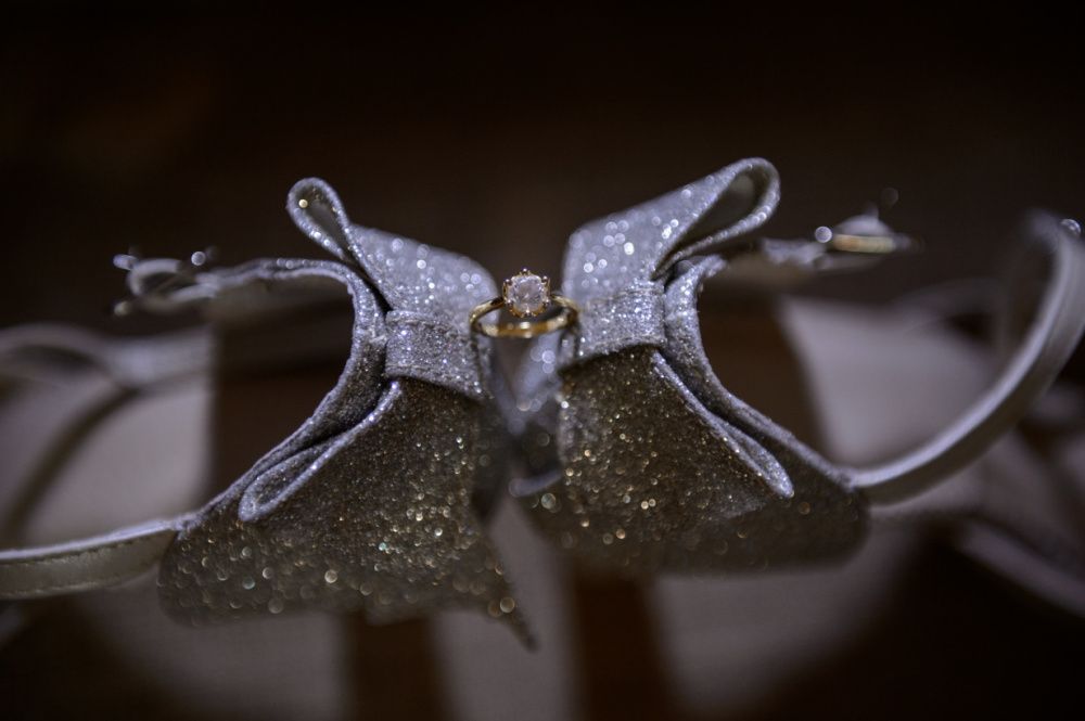 Pantofi din piele naturala+ piele gliter.