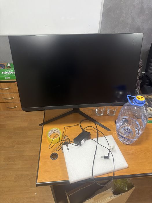 Монитор samsung LS32