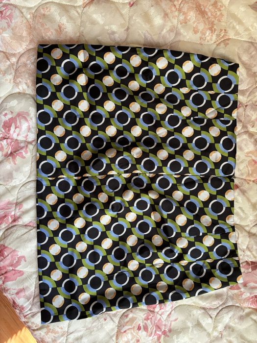 Къса пола размер S