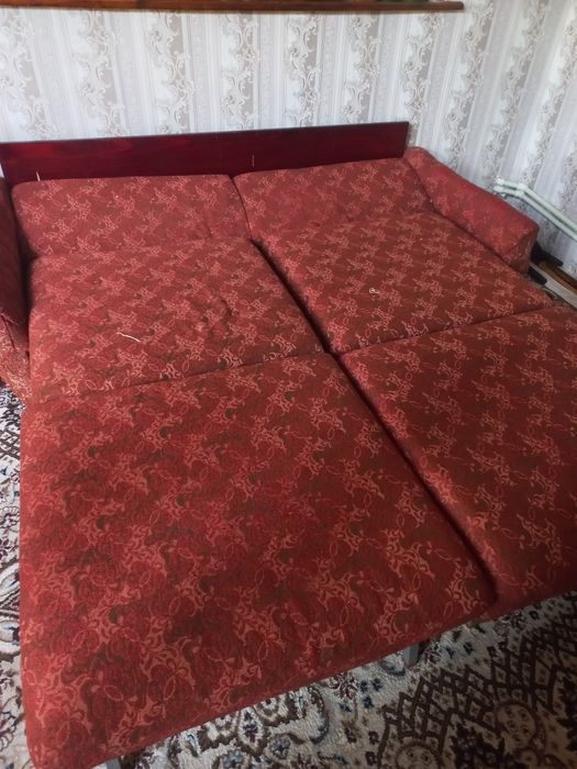 Мягкий диван и кресла б/у