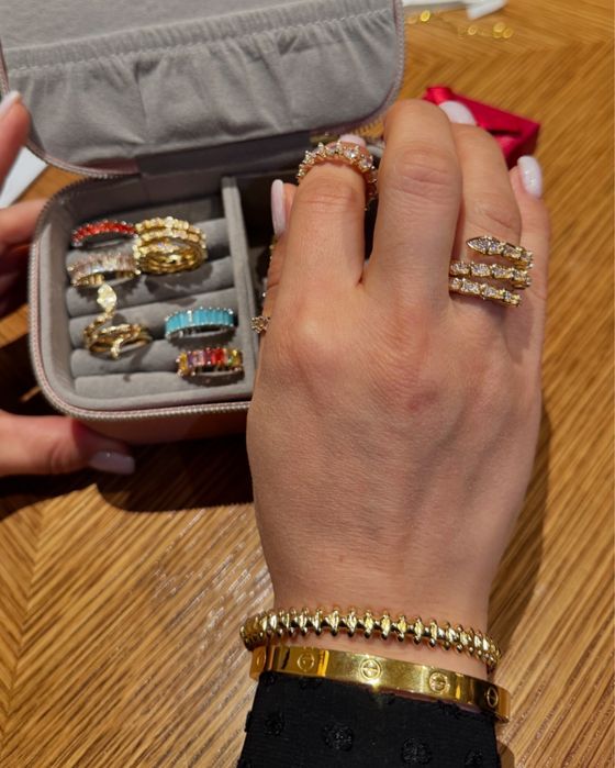 Часы,Браслеты и колечки. Соат,браслет ва узуклар