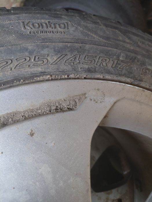 Jante cu anvelope  vara R17 225/45/17 Audi Vw VAG