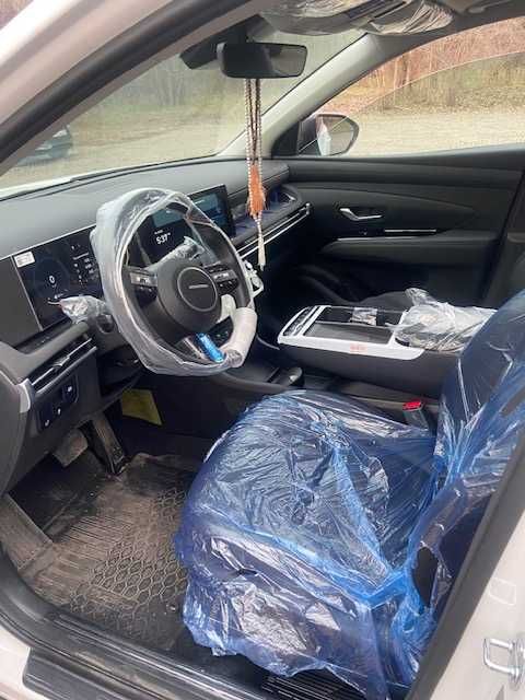 Прдам автомобиль Hyundai Tuscon