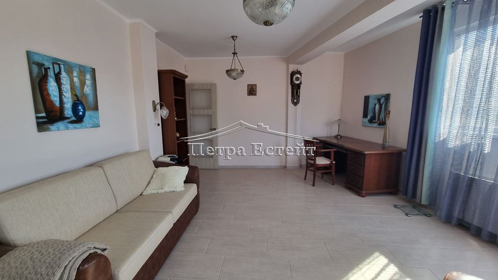 Продава се Тристаен апартамент в Варна, Бриз - 139 кв.м за 1763 €/кв.м - Снимка #11