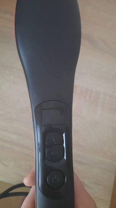 Керамична четка за изправяне на коса