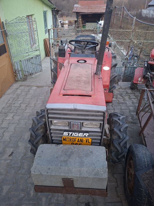 Tractor shinbaura