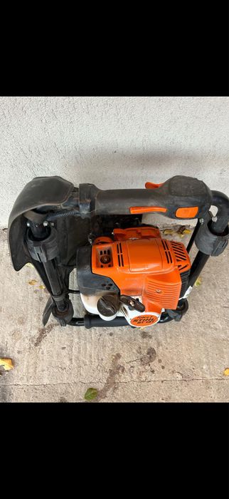 Motoburghiu Stihl BT 131
