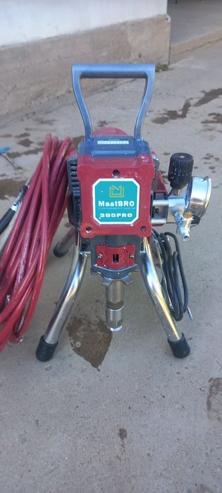 Безвоздушный окрасочный аппарат