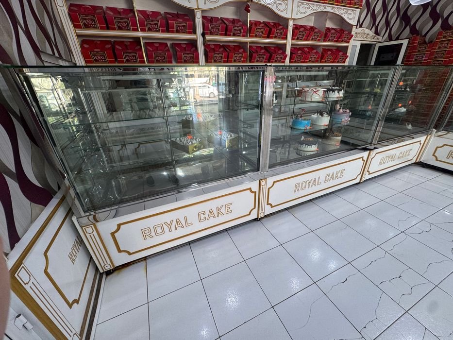 Продается витрина