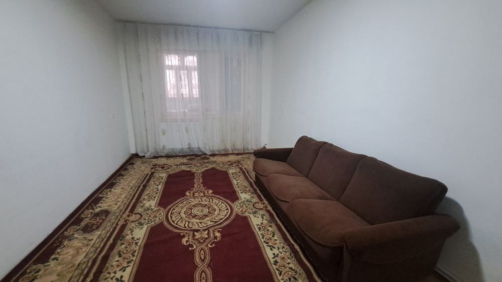 Чирчик шахар 
Троицкий 14-мактаб ёнида
#2-хона 4-этаж 
Квартира ижа