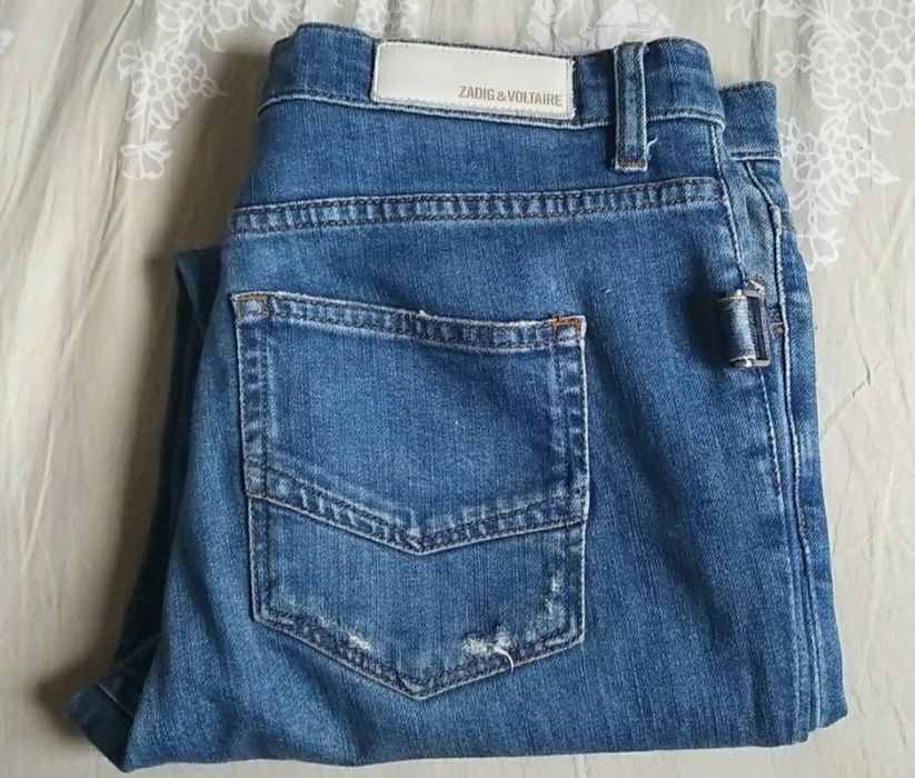 Blugi lungi, noi