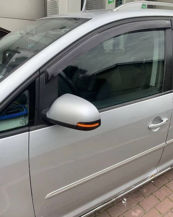 Динамични Бягащи Мигачи за Волксваген Туран /VW Touran