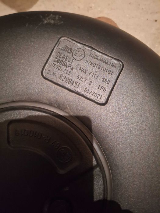 Италианска бутилка за автомобилна газова уредба