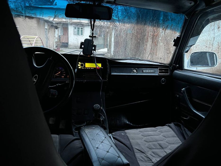 Срочно . Срочно продам  2107