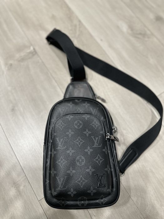 Louis Vuitton Avenue Slingbag PM