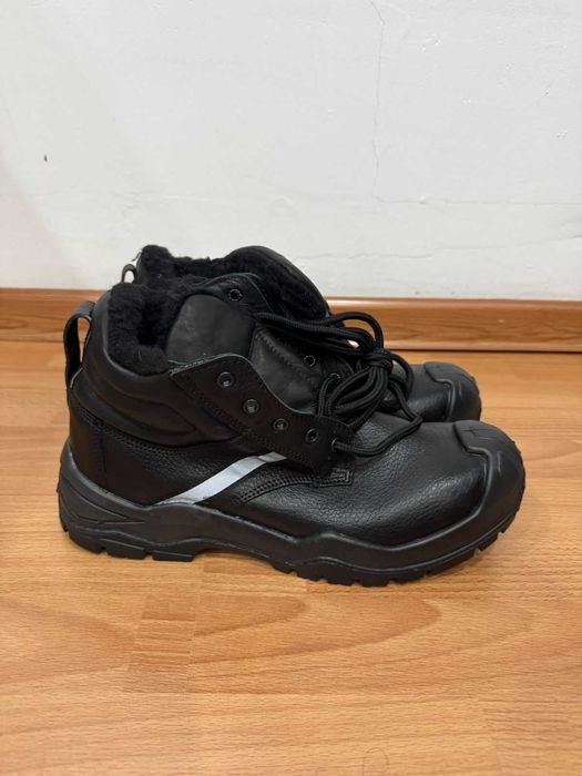 Обувь специальная(Рабочая) SAMHAT с начесом 42 размера