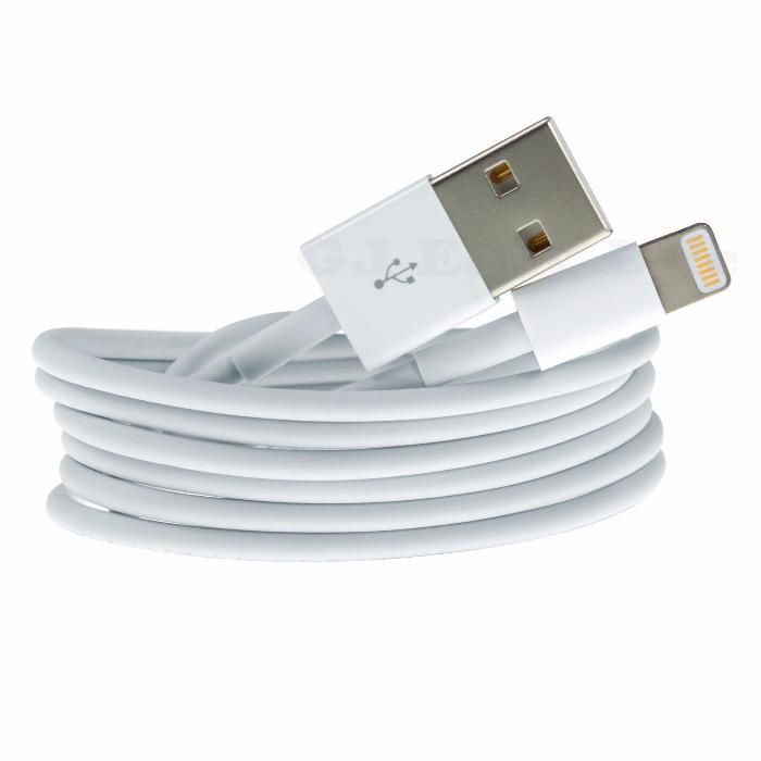Pachet 3 in 1 Adaptor + Cablu Date + Casti Compatibil Iphone
