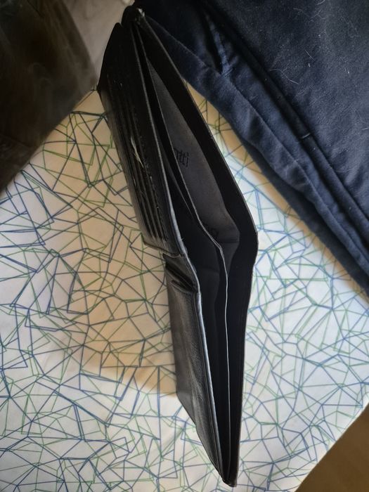 Portofel din piele pentru bărbați