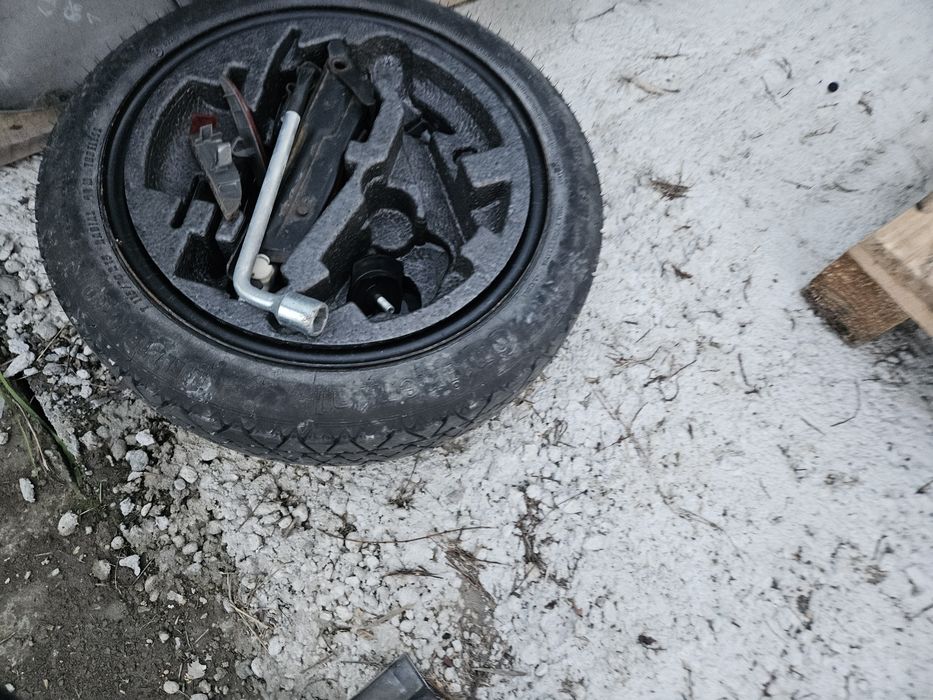Rezerva plus cric plus cheie roti smart 454 forfour