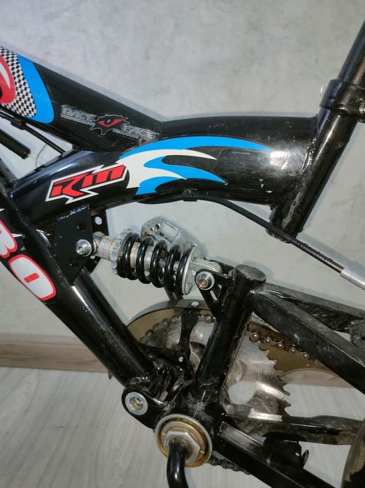 Велосипед с крутой подвесткой