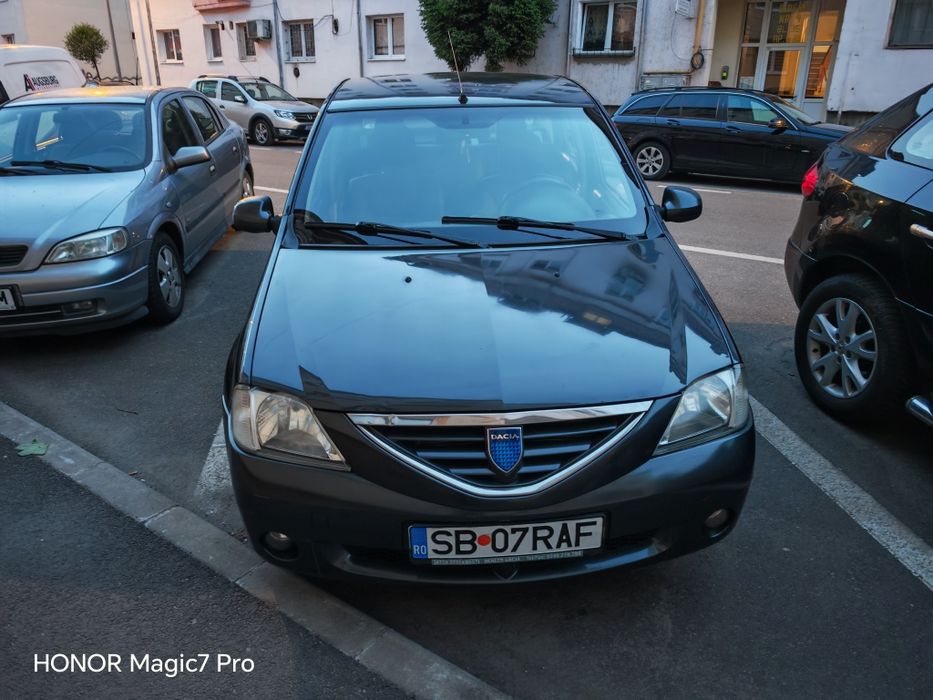 Vând Dacia Logan 1.6 16V