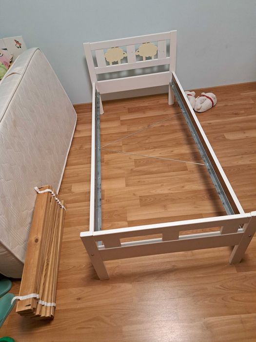 Детско легло от Икеа с матрак 70/160