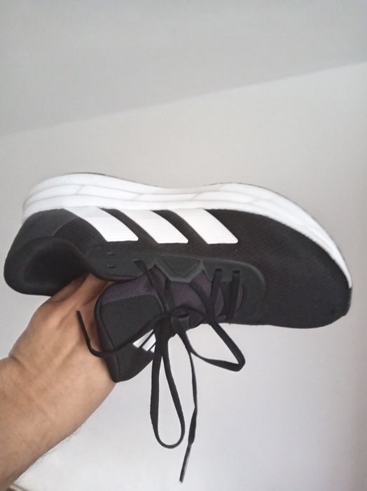 Adidas marca adidas